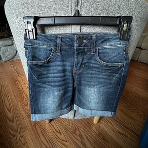 SO Girls Size 7 Dark Blue Jean Shorts